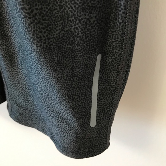 NIKE DRI FIT REFLECTIVE RUNNING CROPPED LEGGINGS - Picture 8 of 9